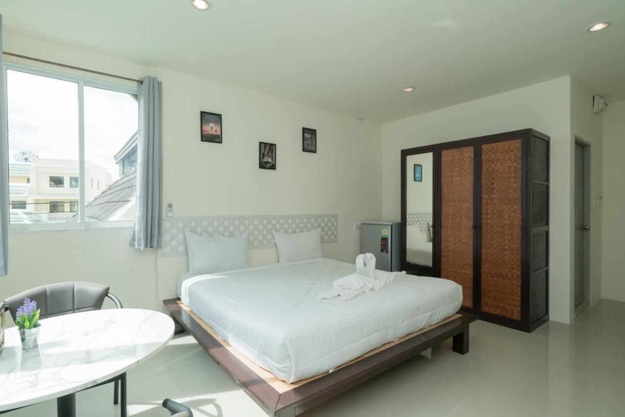 Hangover Inn Phuket Exterior foto