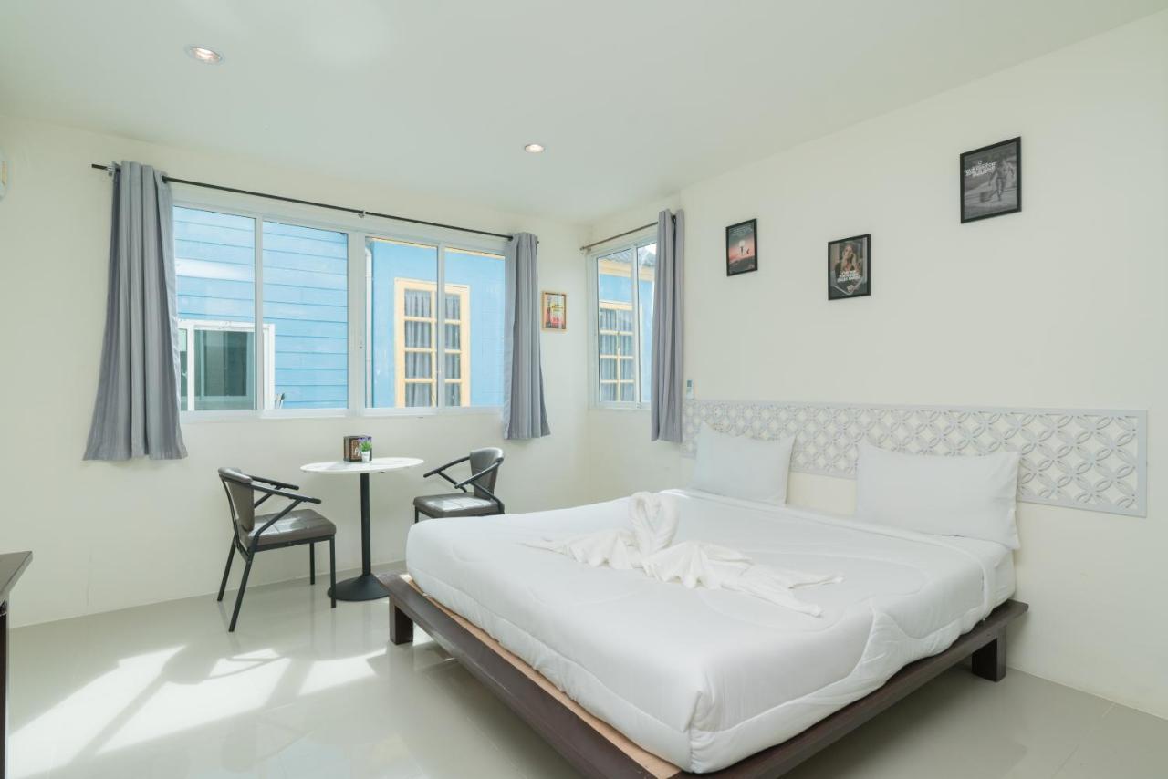 Hangover Inn Phuket Exterior foto